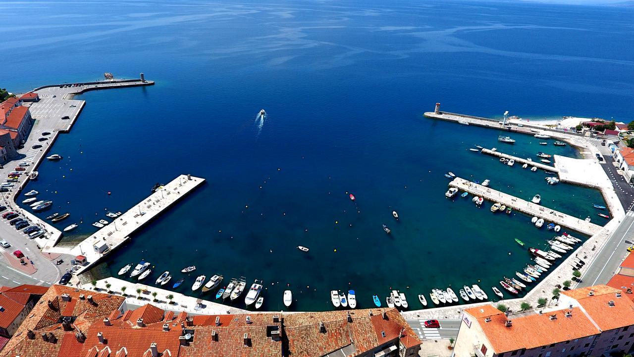 Apartments Antonio Senj  Exterior foto